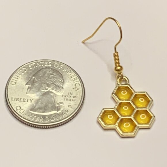 Honeycomb Earring, Honey Earring, Bee Earring, Insect Earring, Bumblebee Earring - Picture 1 of 6